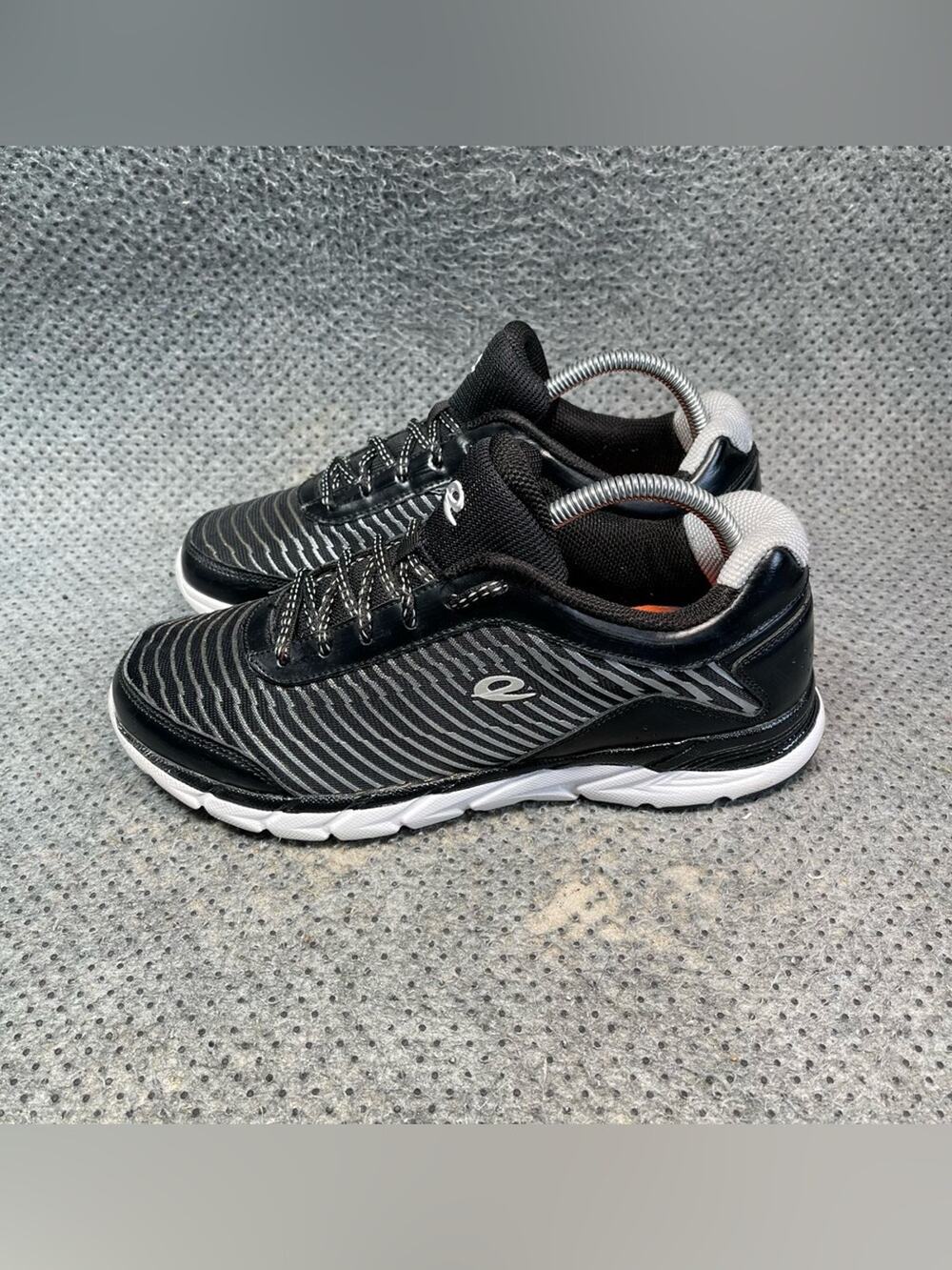 Easy Spirit e360 Black White Running Shoes Size 8 Women’s